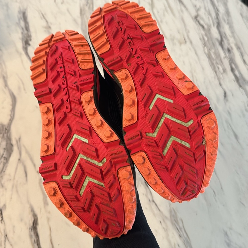 Brooks Cascadia 13 Sneakers - Picture 6 of 7